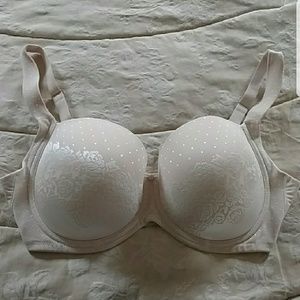 Sale today only Beautiful Soma Bra 38G 🌹